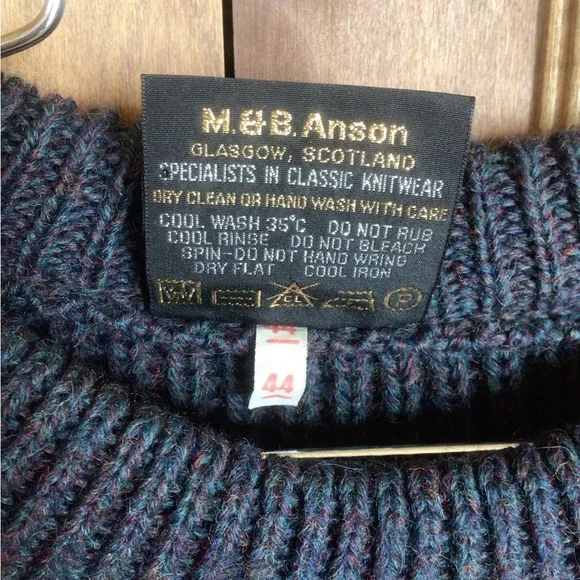 Men's Wool Navy Scottish Sweater by Maban of Scotland